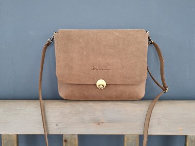 galerie/001 Taschen/008 Tina/resized/T0253 (2022-12-31) 1_small.jpg